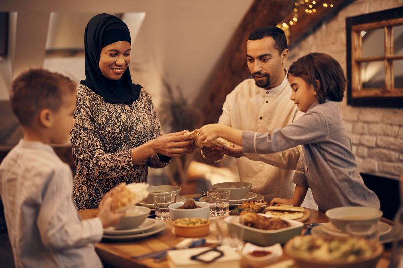 Eating together - Getty.jpg