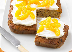 LGC367-orangey_carrot_cake.jpg